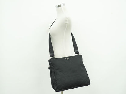 PRADA テスート ショルダーバッグ ブラック VA0220